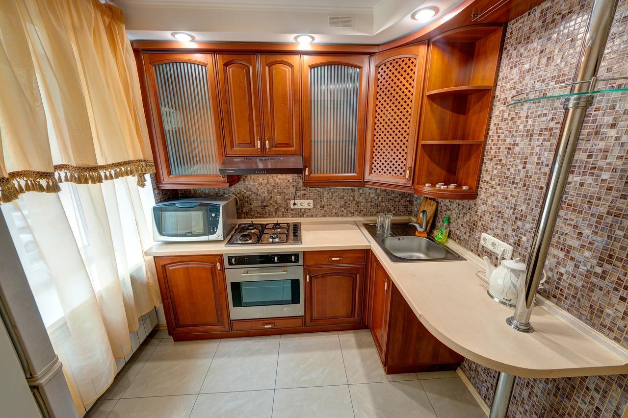 Apartamenty Na Dragomirova 10A 基輔 外观 照片