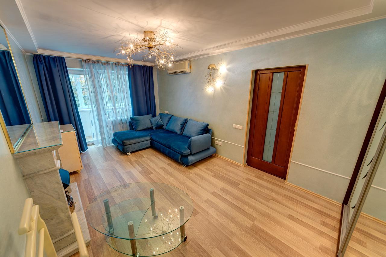 Apartamenty Na Dragomirova 10A 基輔 外观 照片