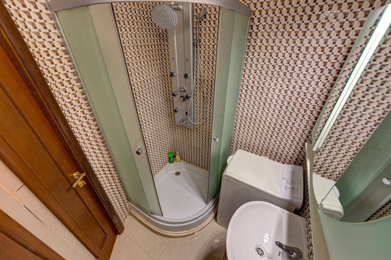 Apartamenty Na Dragomirova 10A 基輔 外观 照片
